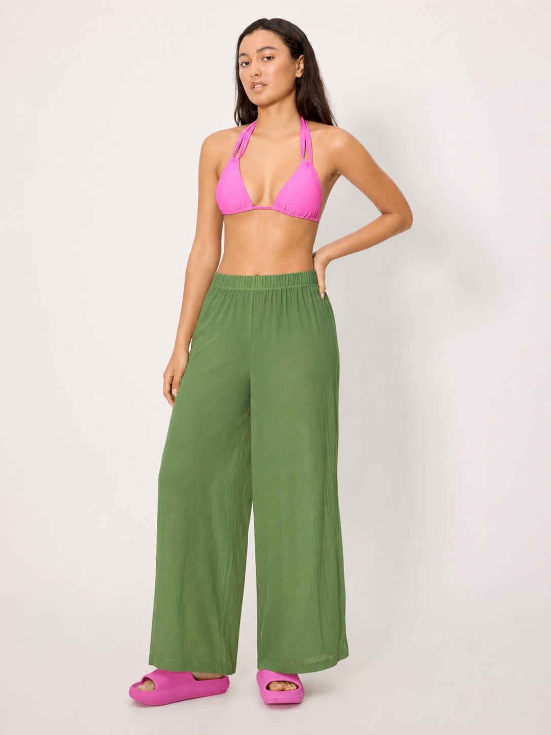 Pantaloni mare donna verdi a palazzo con spacchi